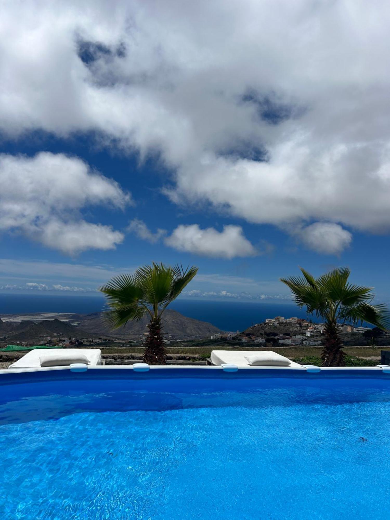 La Vista Al Mar